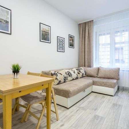 Belgrade Renting Down Apartment エクステリア 写真