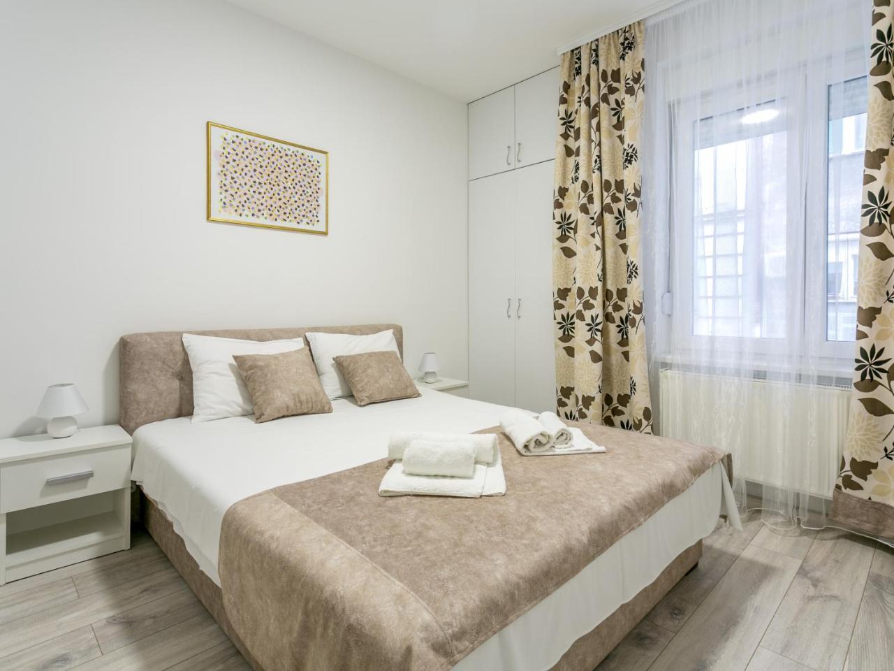 Belgrade Renting Down Apartment エクステリア 写真